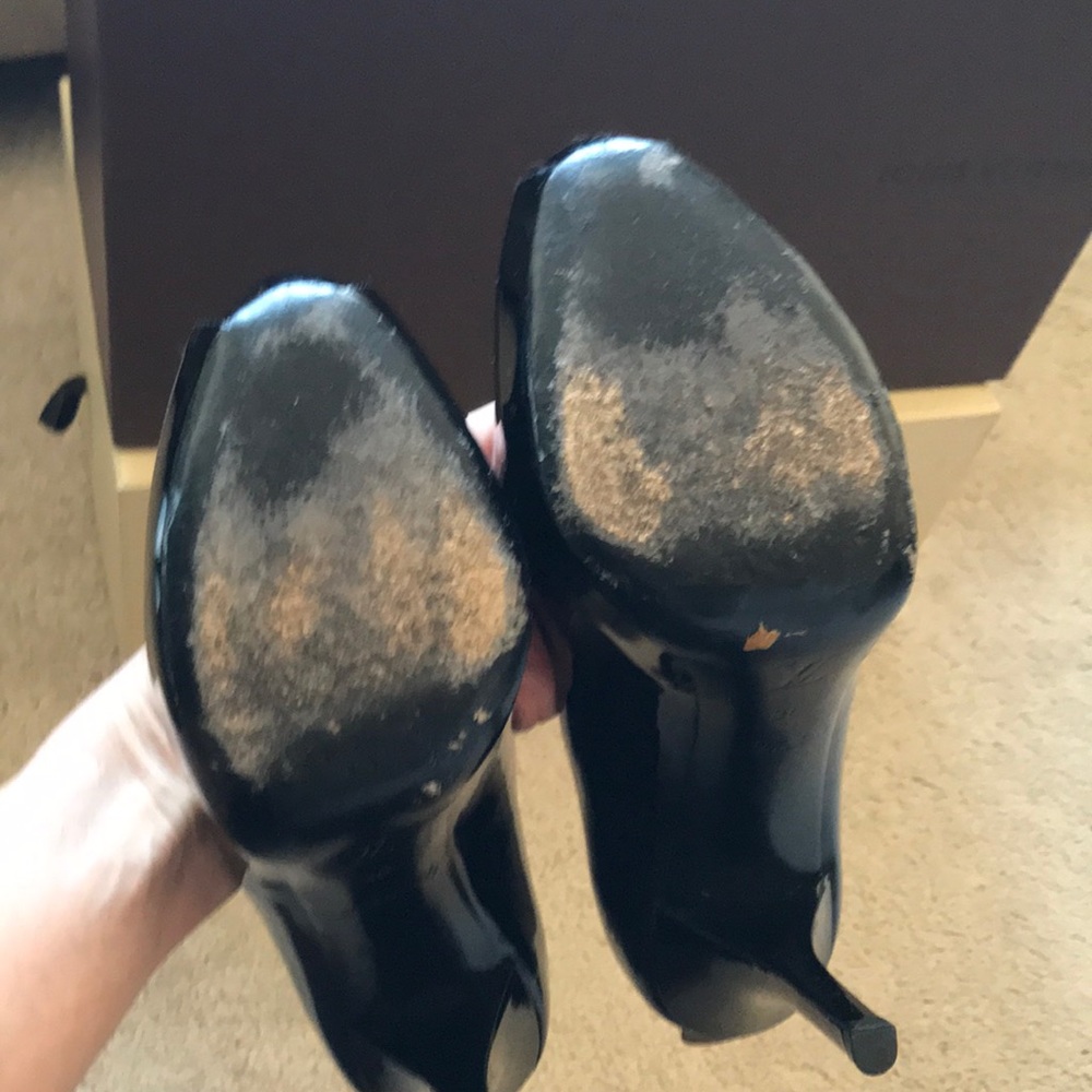 Louis Vuitton heels - Picture 4 of 5